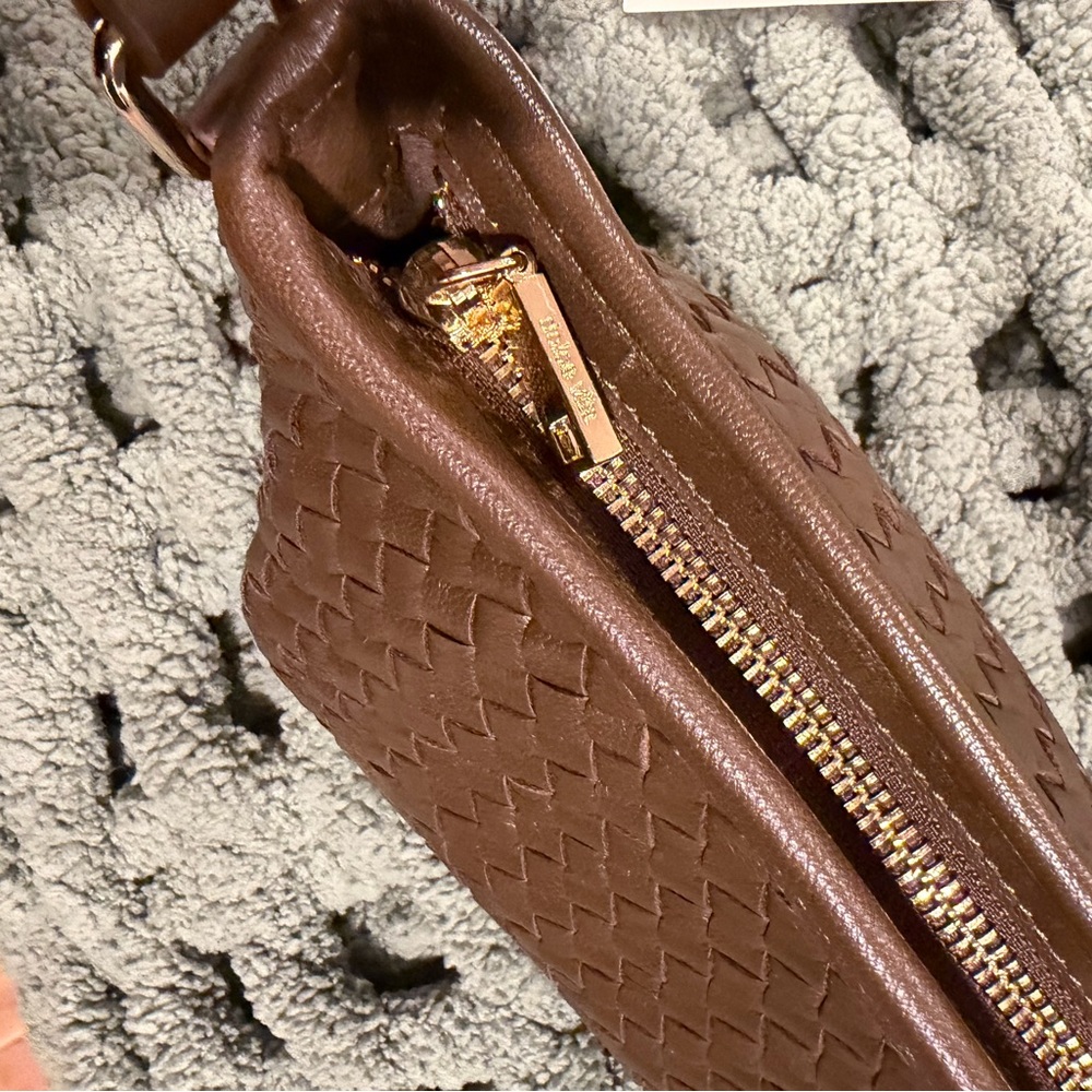 Dolce Vita Tan Woven Shoulder Bag - Picture 5 of 11